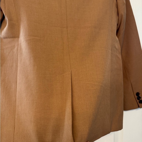 Brown Women's Blazer by Banana Republic 🪴price firm🪴 - Picture 7 of 9